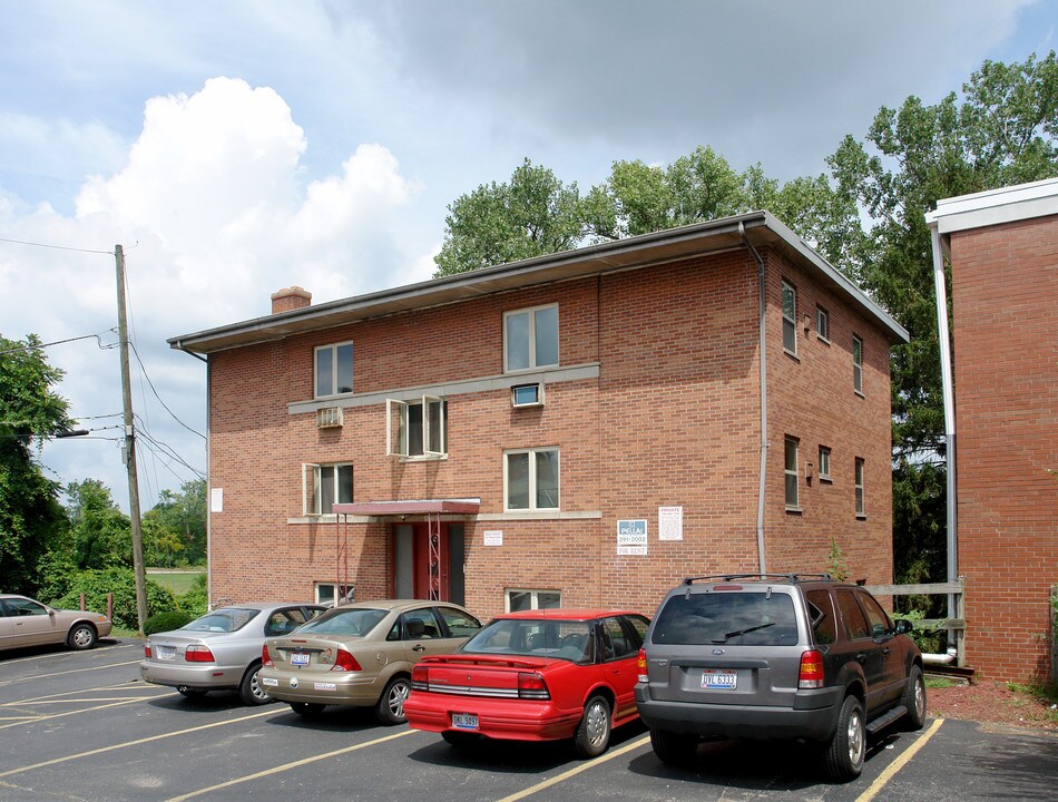 262 W Norwich Ave in Columbus, OH - Building Photo