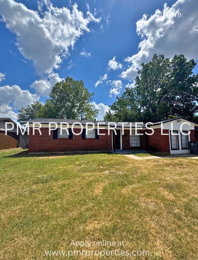 5308 NW Cherry Ave in Lawton, OK - Building Photo - Building Photo