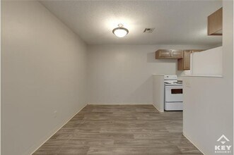 1324 N Minneapolis St in Wichita, KS - Building Photo - Building Photo