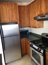 247 Grove St in Jersey City, NJ - Building Photo - Building Photo