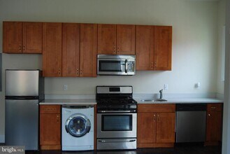 1836 Delancey St in Philadelphia, PA - Building Photo - Building Photo
