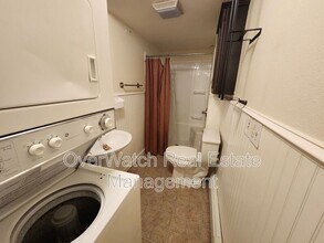5303 Eielson St in Anchorage, AK - Building Photo - Building Photo