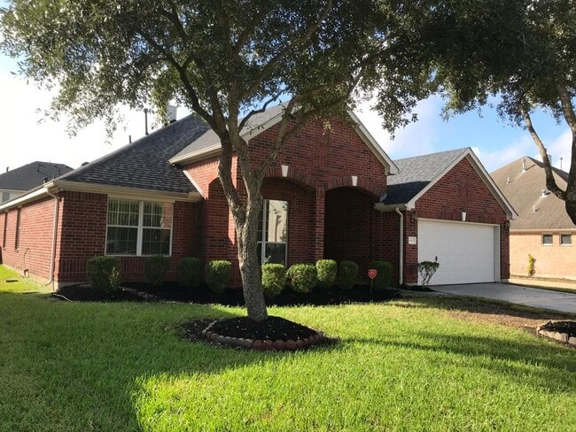 11402 Softbreeze Ct in Pearland, TX - Building Photo - Building Photo