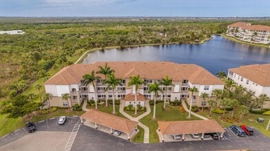 17120 Bridgestone Ct in Ft. Myers, FL - Foto de edificio - Building Photo