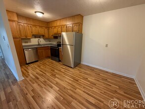 124 Sutherland Rd, Unit 1 in Boston, MA - Foto de edificio - Building Photo