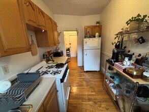 10 Grove St, Unit 7 in Boston, MA - Building Photo - Building Photo