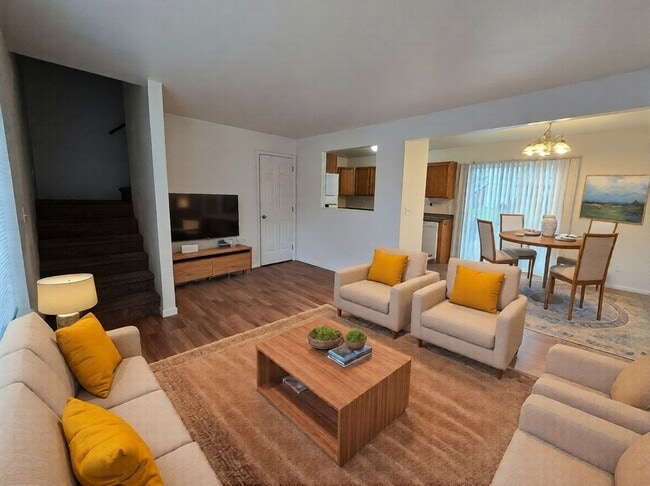 property at 1914 SE Douglas Ave