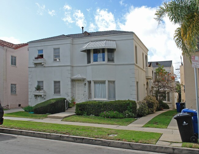 449 N Genesee Ave in Los Angeles, CA - Building Photo - Building Photo