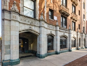 5129 S Harper Ave Apartments in Chicago, IL - Foto de edificio - Building Photo