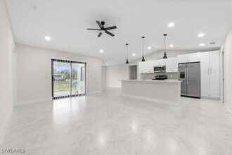 3202 8th St SW in Lehigh Acres, FL - Building Photo - Building Photo