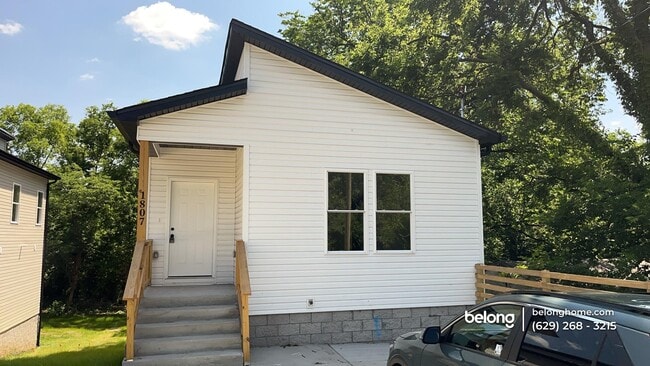 property at 1807 Liberia St