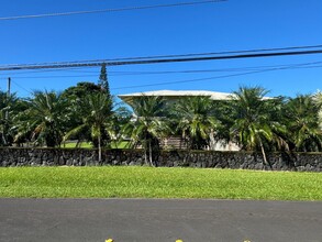 20 Kanoelani St in Hilo, HI - Building Photo - Building Photo