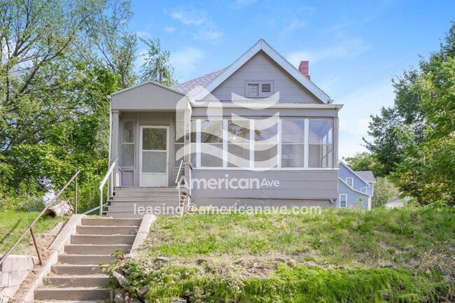 709 N 41st Ave in Omaha, NE - Building Photo - Building Photo