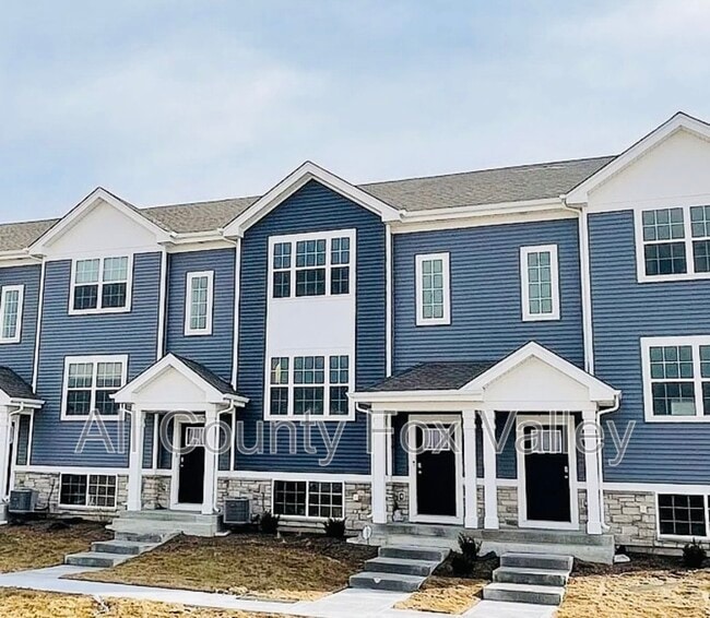 property at 858 Briar Gln Ct
