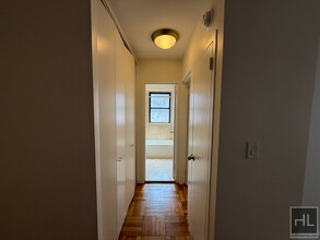 Fourth Avenue in New York, NY - Building Photo - Building Photo
