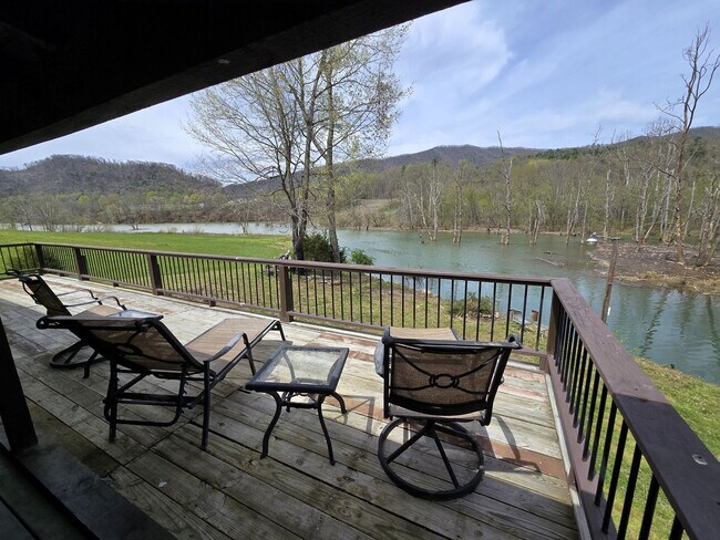 431 R D Campbell Rd in Butler, TN - Building Photo - Building Photo