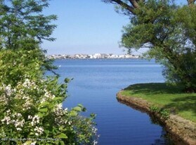 5 Ripley Ln in Belmar, NJ - Building Photo