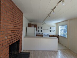 8311 Buckingham Dr in El Cerrito, CA - Building Photo - Building Photo
