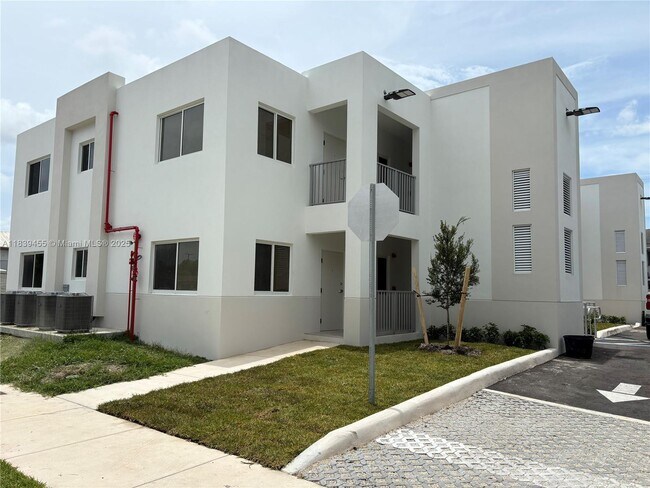 property at 310 E 7th St