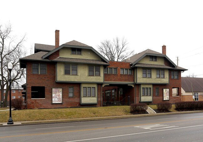 Historic Audubon Court