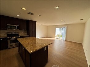 1336 Calle Tulipan in Thousand Oaks, CA - Building Photo - Building Photo