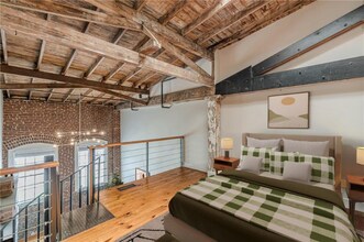 63 Mangum St SW in Atlanta, GA - Foto de edificio - Building Photo