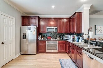 2496 Worthington St in Dallas, TX - Building Photo - Building Photo
