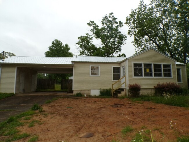 property at 213 7th Ave