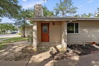11908 Broad Oaks Dr in Austin, TX - Building Photo - Building Photo