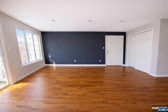 231 N 12th St in Newark, NJ - Building Photo - Building Photo