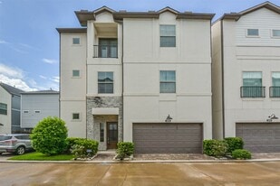 10914 Brookeshire Chase Ln in Houston, TX - Building Photo