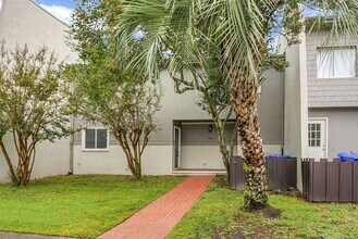906 Ventura Pl in Mount Pleasant, SC - Building Photo - Building Photo