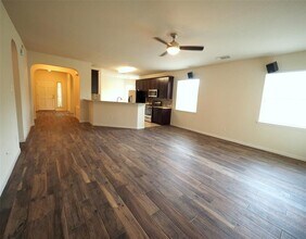 6139 Galloway Ln in League City, TX - Building Photo - Building Photo