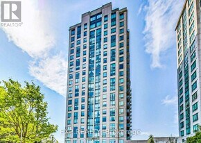 88 Promenade Cir in Vaughan, ON - Building Photo