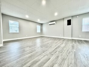 1747 Main St in Tazewell, TN - Building Photo - Building Photo