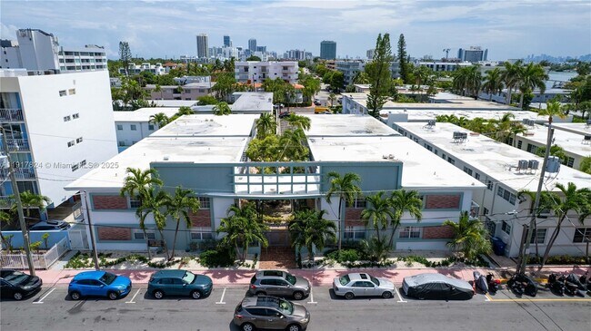 330 84th St in Miami Beach, FL - Building Photo - Building Photo