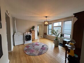2032 W Birchwood Ave in Chicago, IL - Building Photo - Building Photo