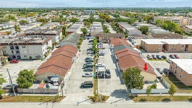 330 W 74th Pl in Hialeah, FL - Building Photo - Building Photo