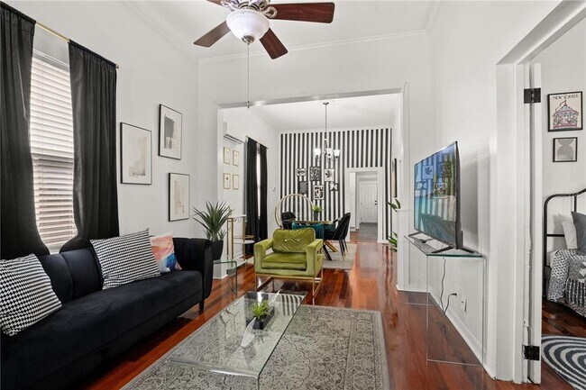 2206 E 3rd Ave in Tampa, FL - Foto de edificio - Building Photo
