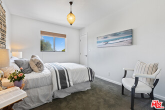 205-207 5th Ave in Venice, CA - Building Photo - Interior Photo