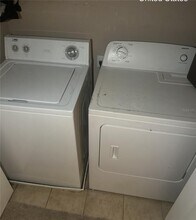 5480 Paradise Cay Cir in Kissimmee, FL - Building Photo - Building Photo