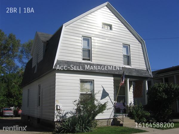 property at 815 Crosby St NW