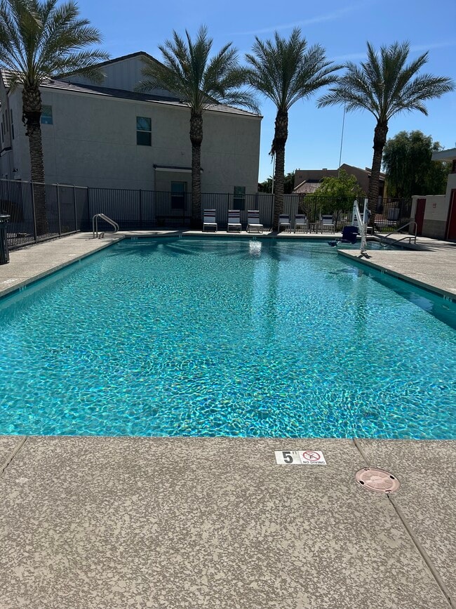 property at 2273 W Echo Ln