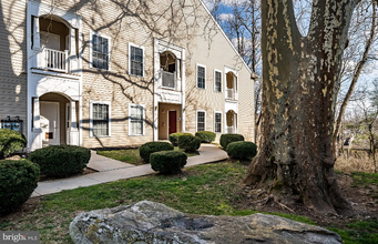 1324 West Chester Pike in West Chester, PA - Building Photo - Building Photo