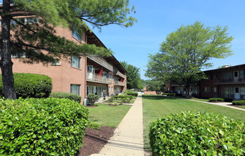 Belcrest Plaza in Hyattsville, MD - Building Photo - Building Photo