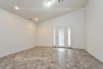 7517 Rainbow Spray Dr in Las Vegas, NV - Building Photo - Building Photo