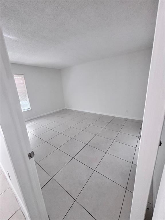 430 Commodore Dr, Unit 104 in Plantation, FL - Foto de edificio - Building Photo