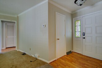 6412 Tomahawk Ln in Charlotte, NC - Building Photo - Building Photo