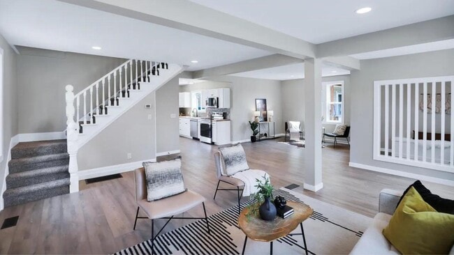 property at 2434 N Wiscomb St