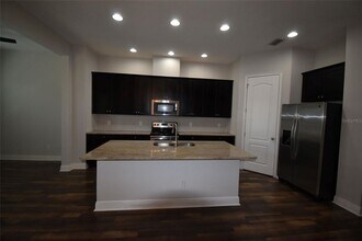 1056 Parma Cir in Lake Mary, FL - Building Photo - Building Photo